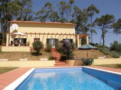 Detached villa located near the castle of Obidos