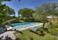 Bungalow villa with access to a lake in exclusive location