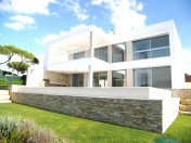 Modern Top Quality Villa near beach and sea view