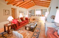 Picturesque Villa in Bicesse, Estoril