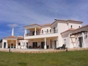 VALE FORMOSO BEAUTIFUL 4-BEDROOM COUNTRY HOME