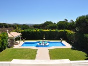 A superb and charming villa in Pine Cliffs