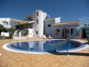 Walking distance to the beach