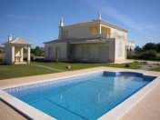 House in quiet area Vale Pera