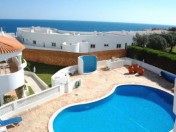 Block of 6 apartments within walking distance of town centre