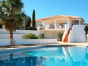 Large 4 bedroom villa 2 minutes from Carvoeiro
