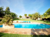 4 suite Country Villa with 2 annexes and swimming pool