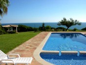 Stunning 4 bedroom ocean front Villa with pool and Sea Views