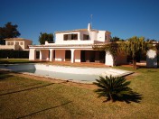 Beautiful Villa with swimming pool in a unique location 