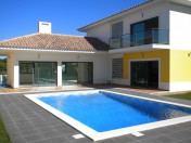 Modern living on the outskirts of Vilamoura