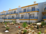 4 and 5 bedroom town houses in Alvor