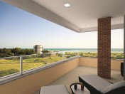 Large bright new apartments walking distance to the beach