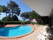Excellent 6 bedroom Property with stunning Views