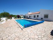 Beautiful 3 bedroom bungalow