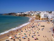 Renovated building  3 apartments Albufeira close to beach