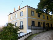 Beautiful manor house with 3 in 1 solution in Sintra