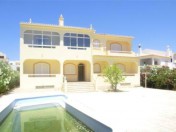 Charming 5 bedroom villa in Portimao