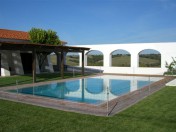 Farm house with huge plot in Vendas Novas