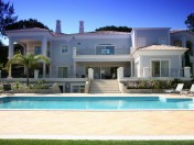 MAGNIFICENT 5 BEDROOM MODERN VILLA