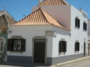 Renovated 2 bedroom townhouse in the heart of Tavira