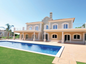Fantastic Golf Front Villa